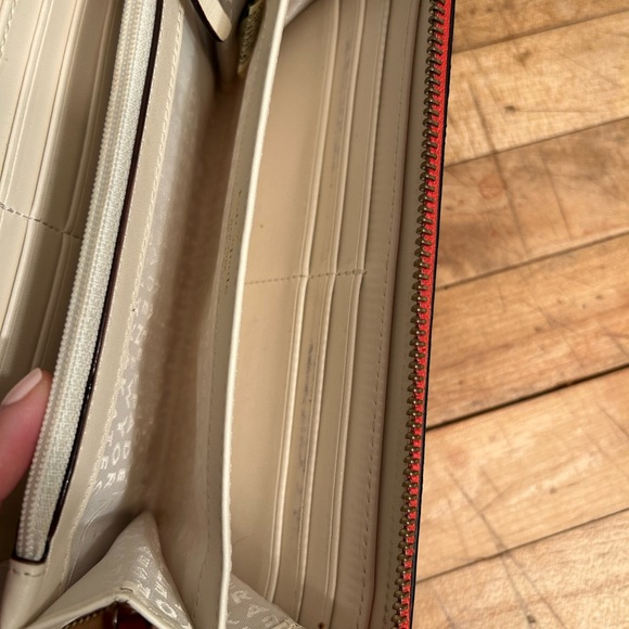 Kate Spade Wallet - Picture 3 of 4